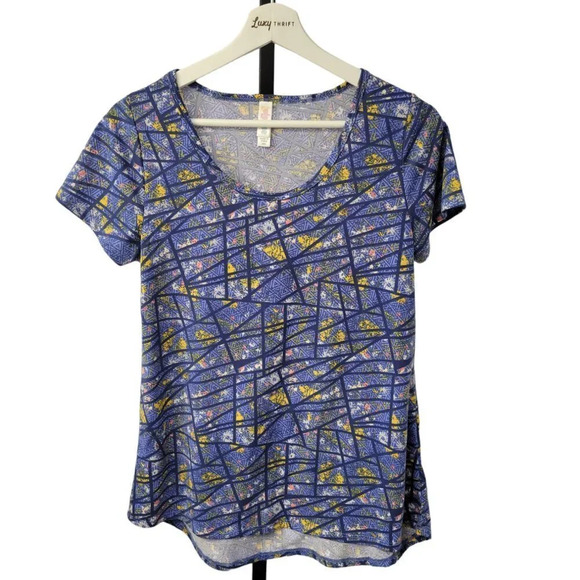 Lularoe  t-Shirt - Picture 1 of 3